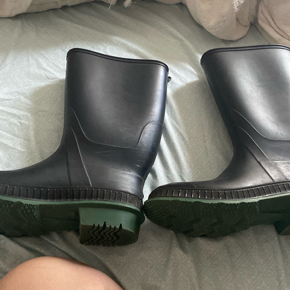 Muck boots